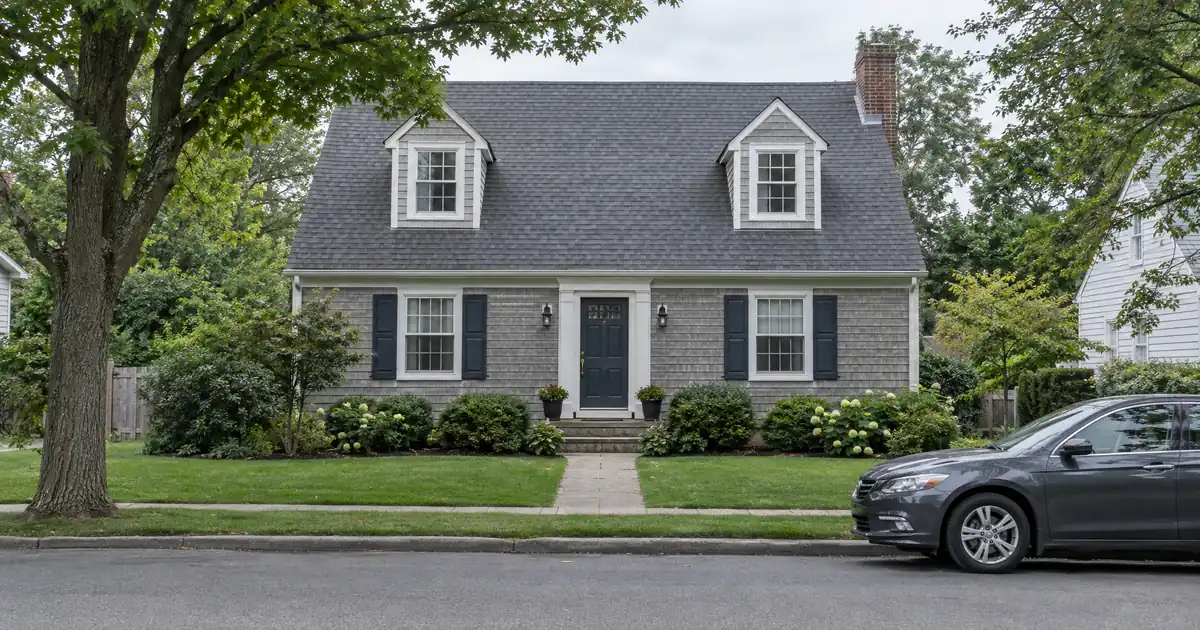Cash-Out Refinance vs Home Equity Loan for a Fixed Lump Sum
