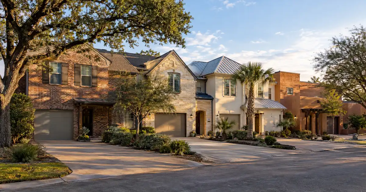 Can a Texas Second Home Hold a HELOC Beside a Cash-Out Lien?
