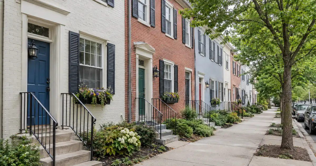 Cash-Out Refinance Criteria for a Homeowner Weighing a Second Lien