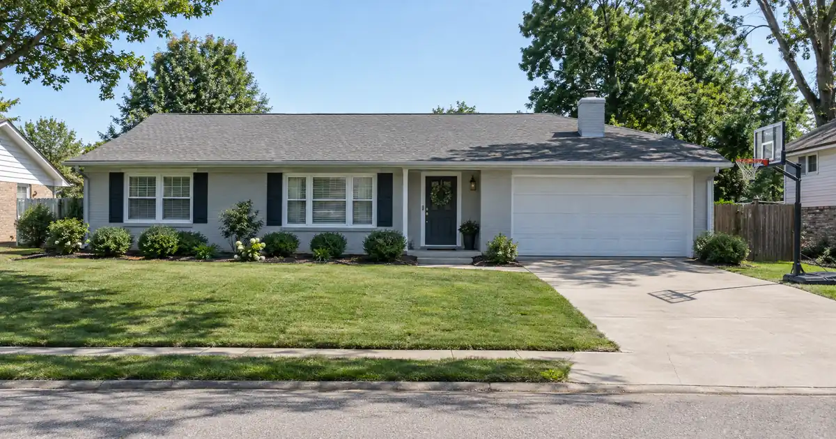 Conventional Cash-Out Refinance Requirements for Buying Out Your Spouse