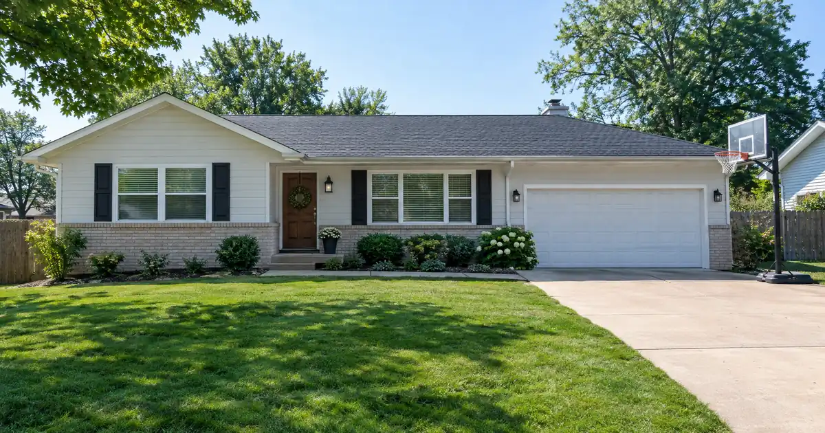FHA Cash-Out DTI Limits With a Thinner Credit Profile