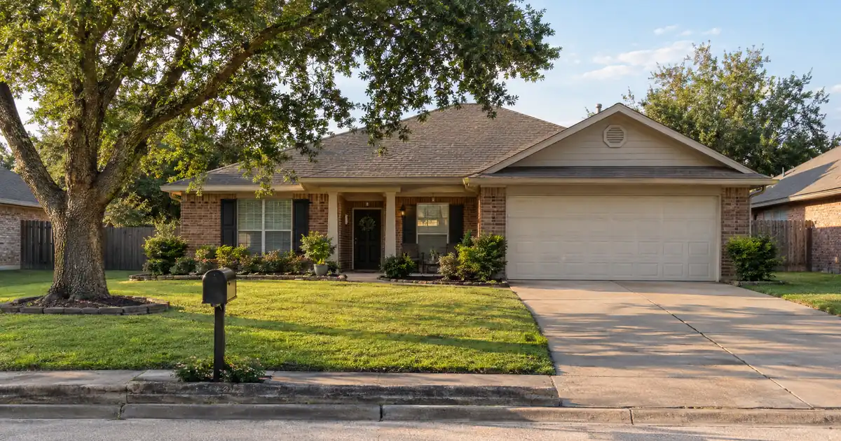 Texas Conventional Cash-Out Refinance Fee Cap in High-Cost States