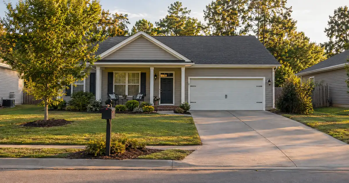 Can a Veteran With Several Loans Roll Them Into One VA Cash-Out?