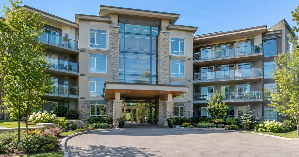 How a Condo Cash-Out Refinance Changes a HELOC Payment