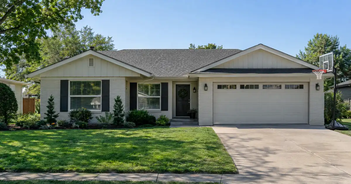 How to Shorten a Cash-Out Refinance on a Second Home