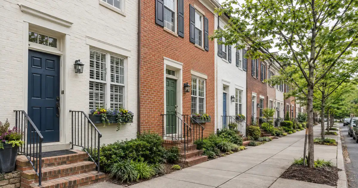 Can You Get an FHA Cash-Out Before Probate If Heirs Won't Sell?