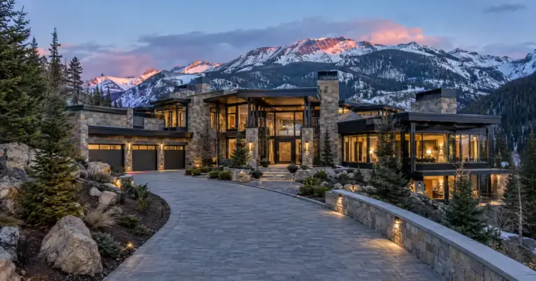 Jumbo Cash-Out Closing Costs Line by Line and What the Loan Absorbs