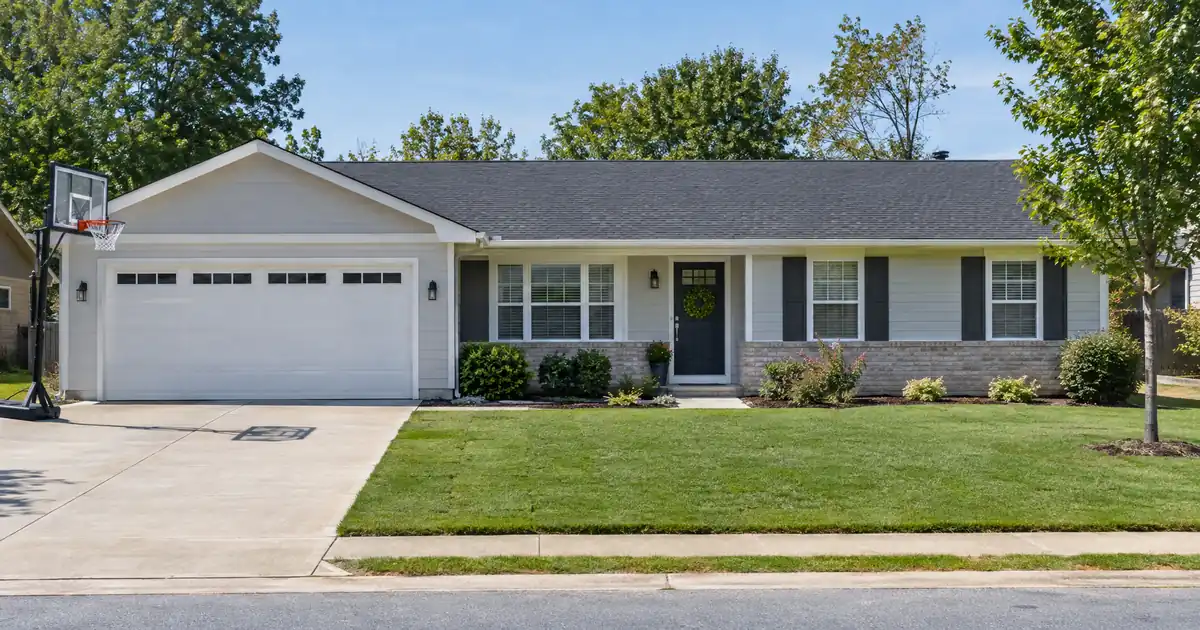 Should a Veteran With an FHA Loan Who Needs Cash Use VA Cash-Out?