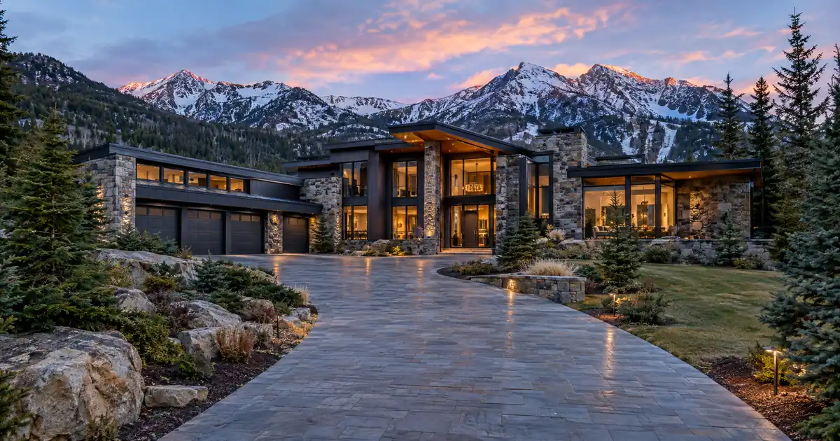 Can a W-2 Earner Do a Jumbo Cash-Out on a Vacation Home?