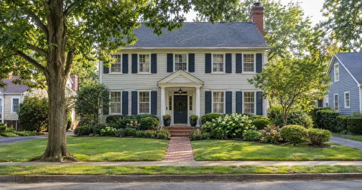 How to Take Sole Title in a Divorce With a Cash-Out Refinance