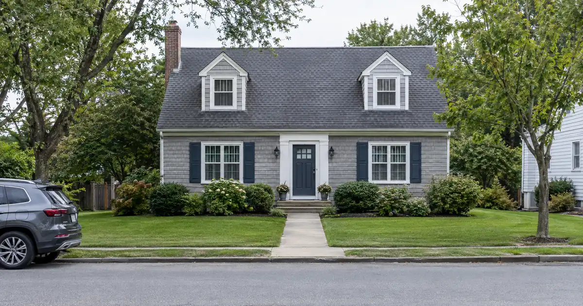 Does a Home Equity Loan Beat FHA Cash-Out for an Existing FHA Borrower?