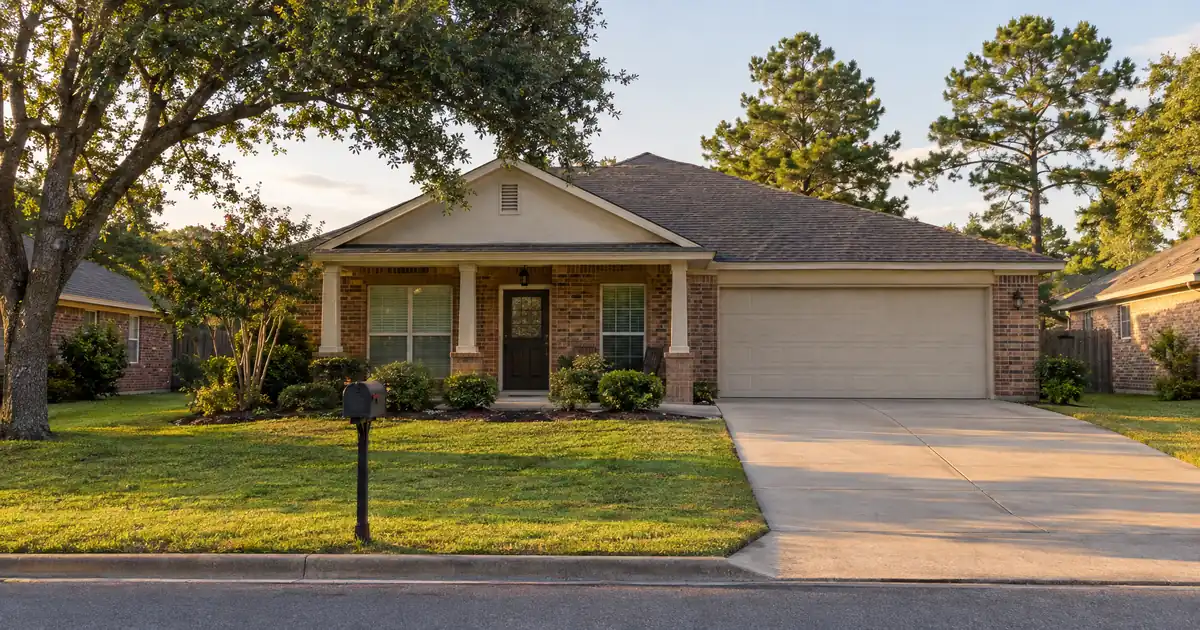 Conventional Cash-Out Refinance Signing Requirements for a Texas Owner