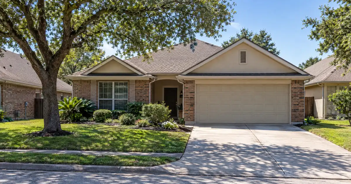 VA Cash-Out vs Home Equity Loan on a Texas Homestead