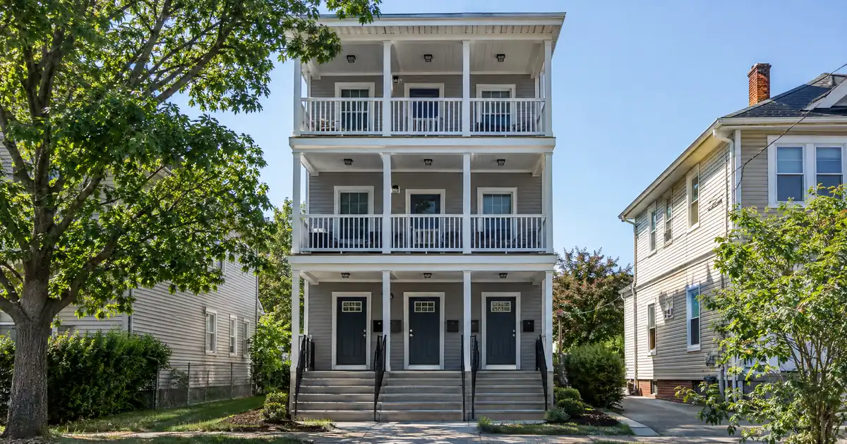 Jumbo Cash-Out Requirements for a Triplex With One Unit Vacant