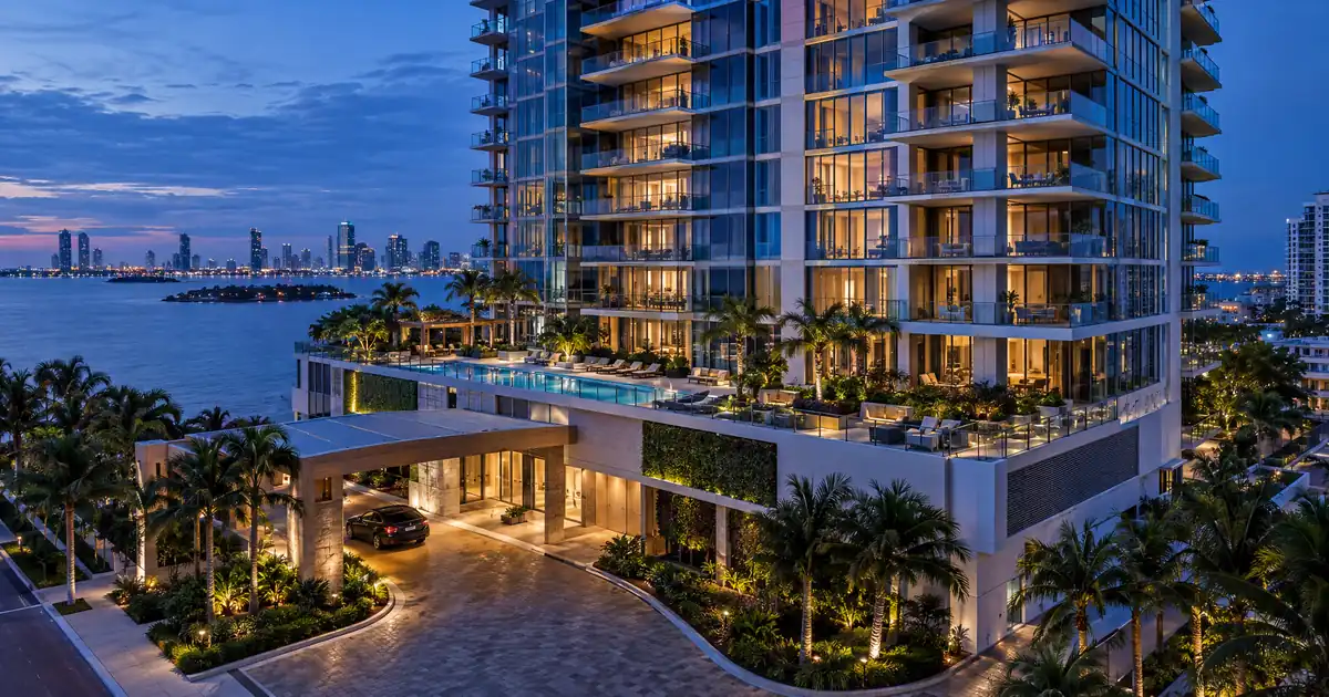 Jumbo Cash-Out Condo Rules for a W-2 Homeowner With a Jumbo Mortgage