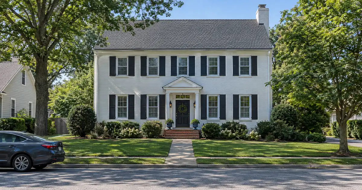 Investment Property HELOCs for Buy-and-Hold Owners Needing a Revolving Line