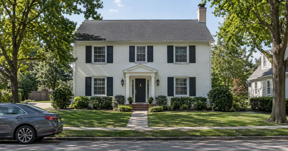 Online Lender HELOC on Investment Property for Owners Comparing Lenders