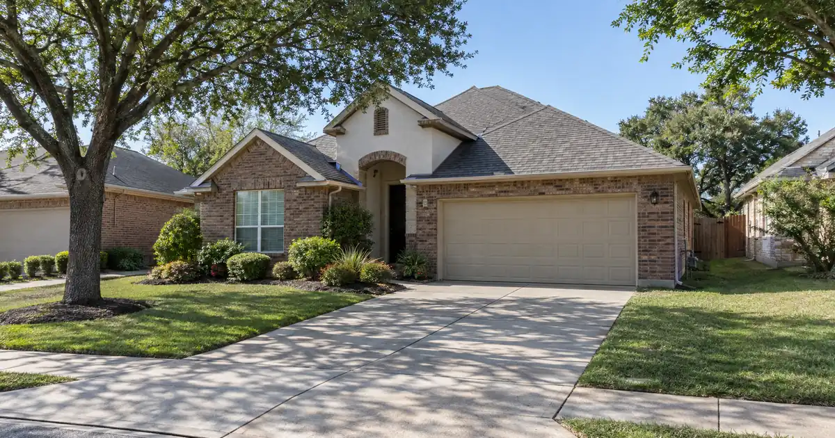 DSCR Cash Out Refinance in Denton, Texas: Pulling Equity Between Two Campuses