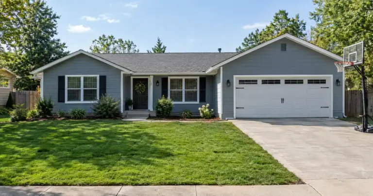 Should You Consolidate Mortgages With a Cash-Out Refinance?