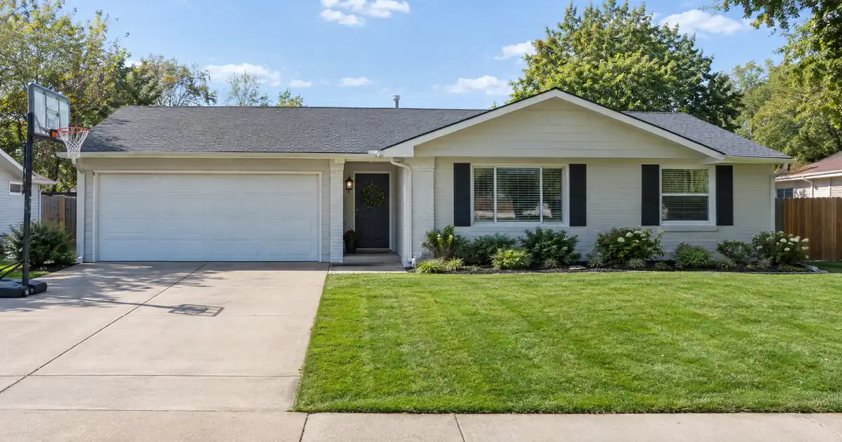 How Much Equity a Conventional Cash-Out Refinance Lets You Borrow