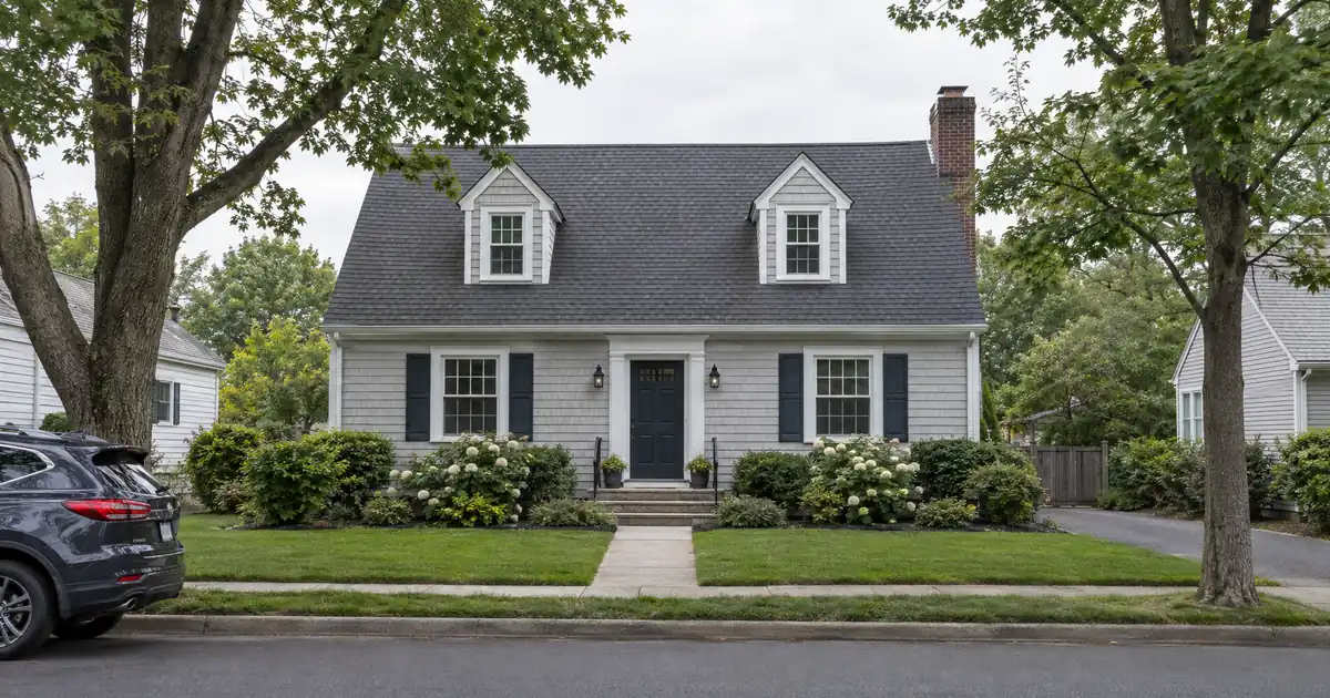 Should You Use a Cash-Out Refinance to Pay Off a HELOC?