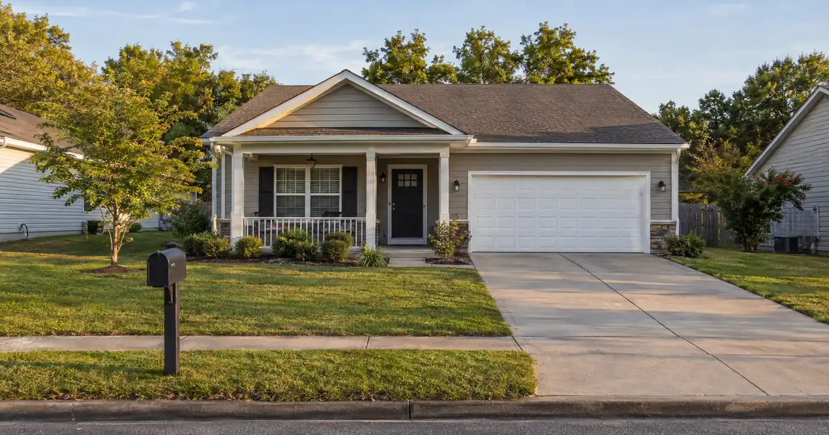 How a Lender Qualifies You for a Conventional Cash-Out Refinance