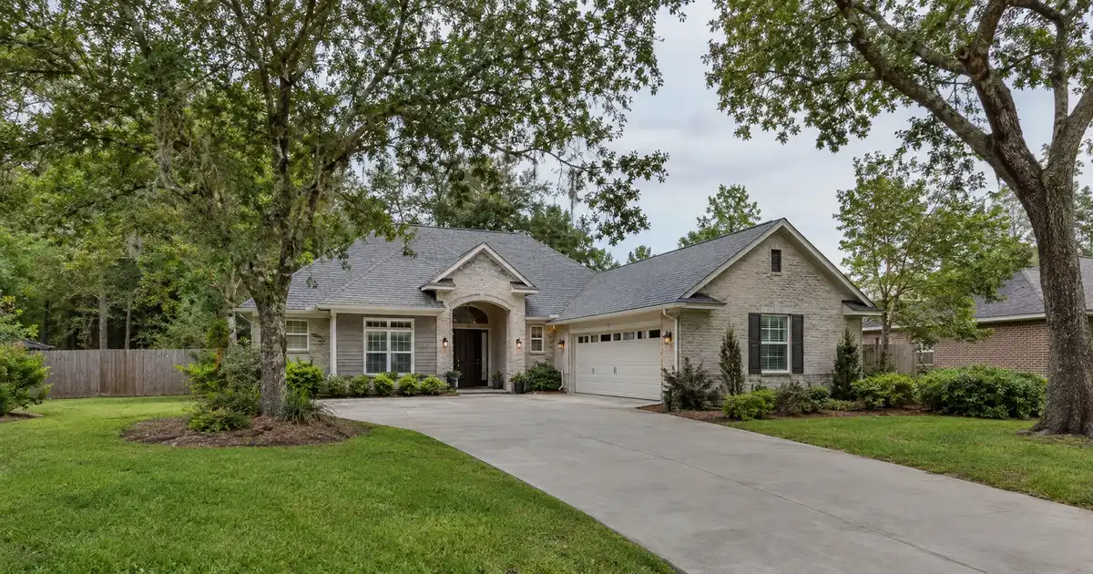 Asset-based mortgage in Ferry Pass, Florida — qualify on assets, not income