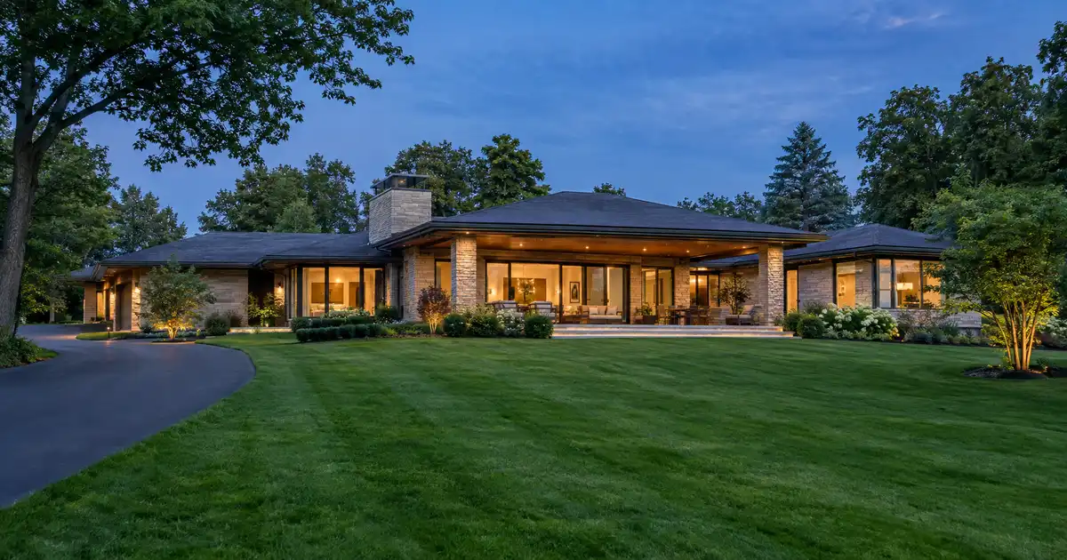 Jumbo cash-out refinance in Flint, Michigan — equity above the conforming limit into cash