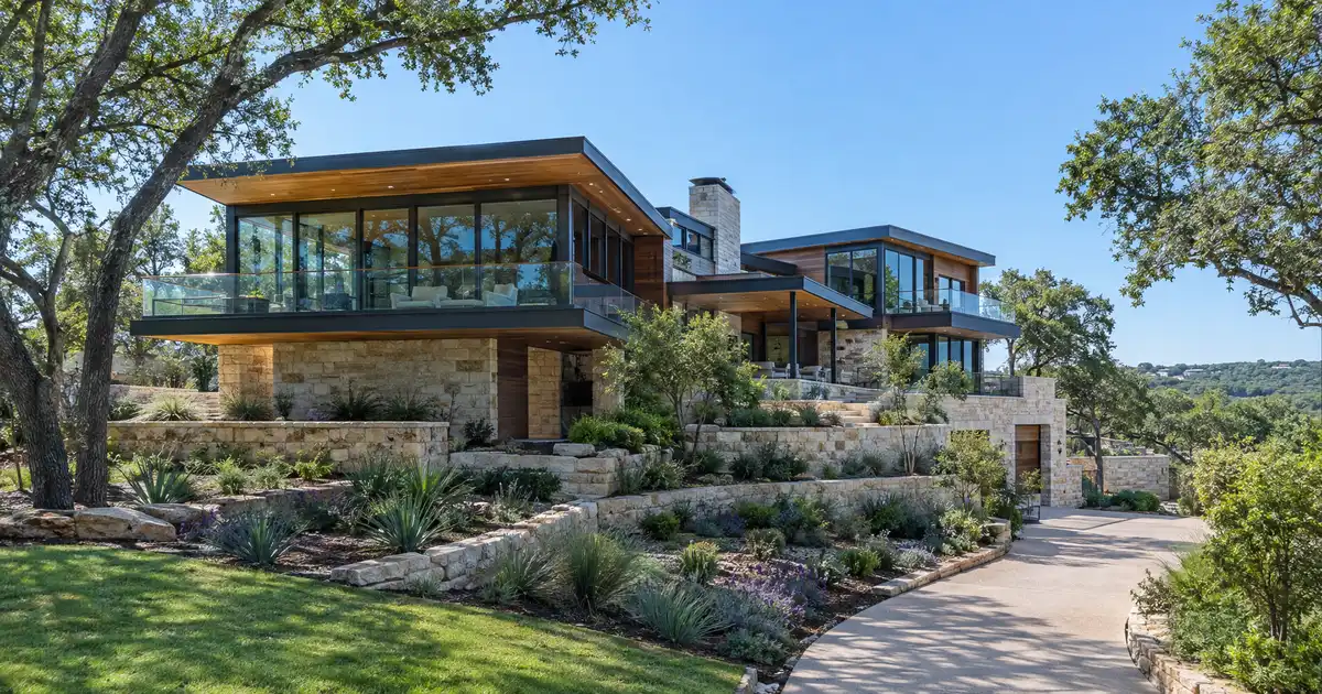 Jumbo cash-out refinance in Fredericksburg, Texas — equity above the conforming limit into cash