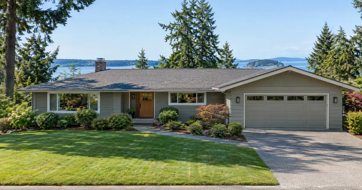 Mortgage refinance in Friday Harbor, Washington — a better loan on the same home