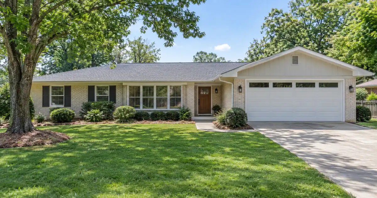 Mortgage refinance in Gadsden, Alabama — a better loan on the same home