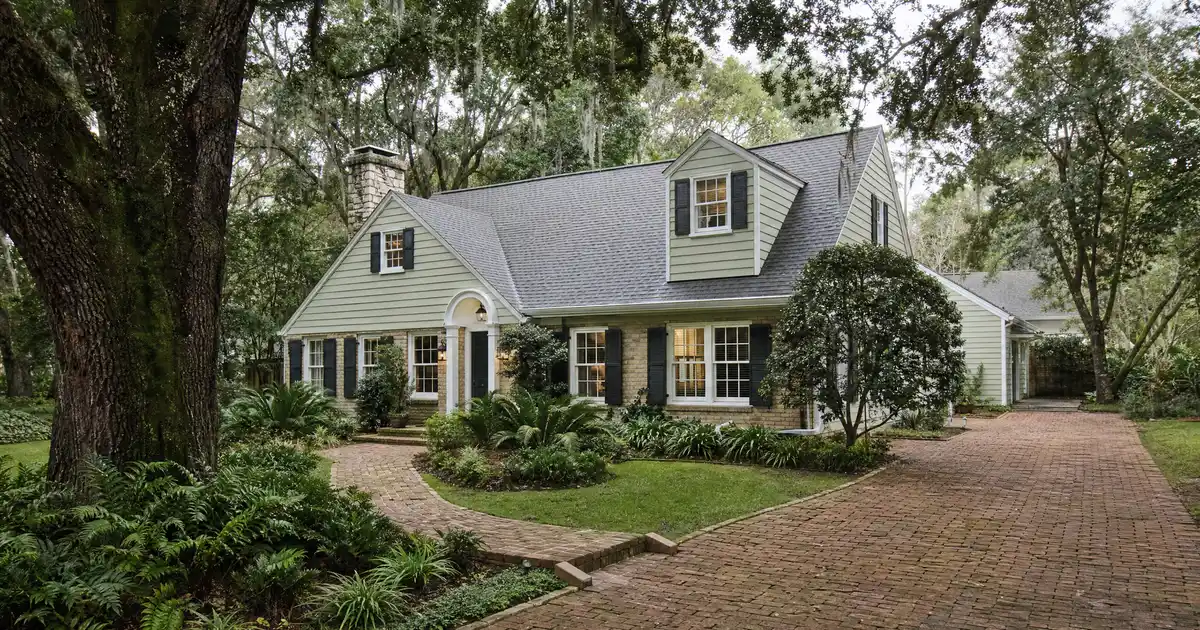 Cash-out refinance in Gainesville, Florida — home equity into cash