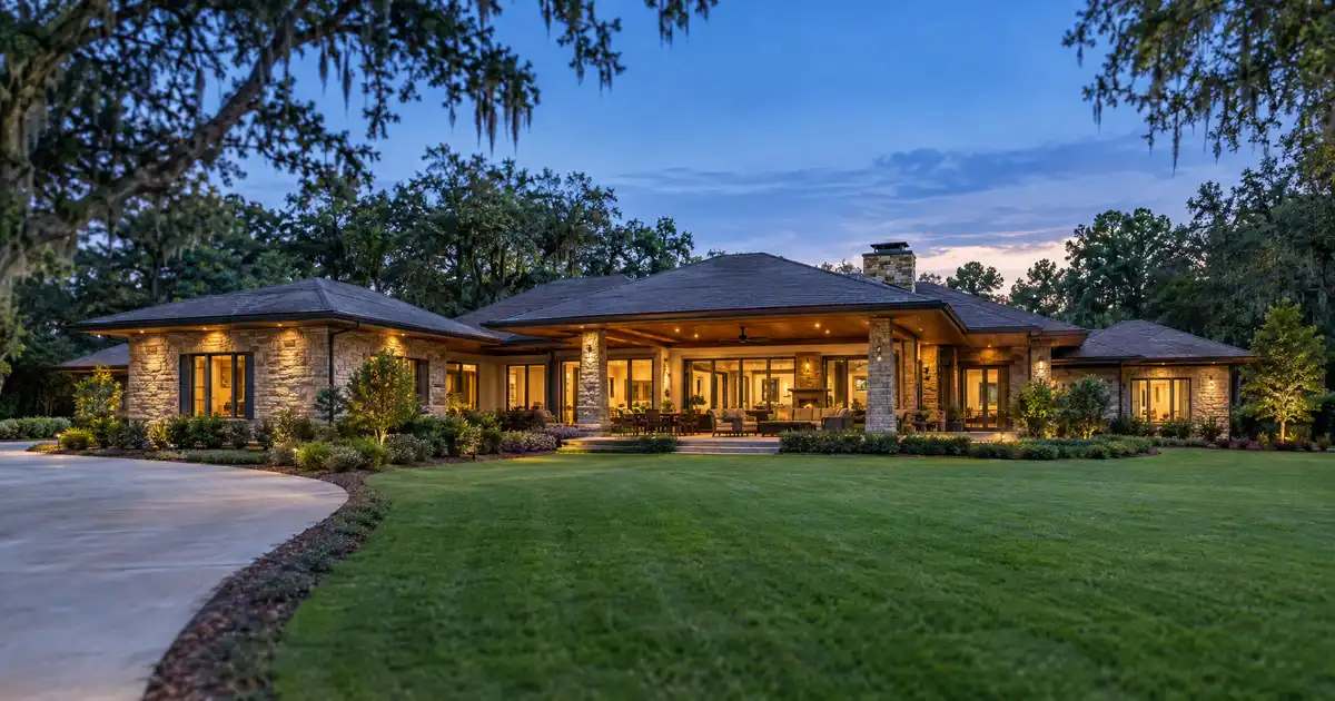 Jumbo cash-out refinance in Gainesville, Florida — equity above the conforming limit into cash
