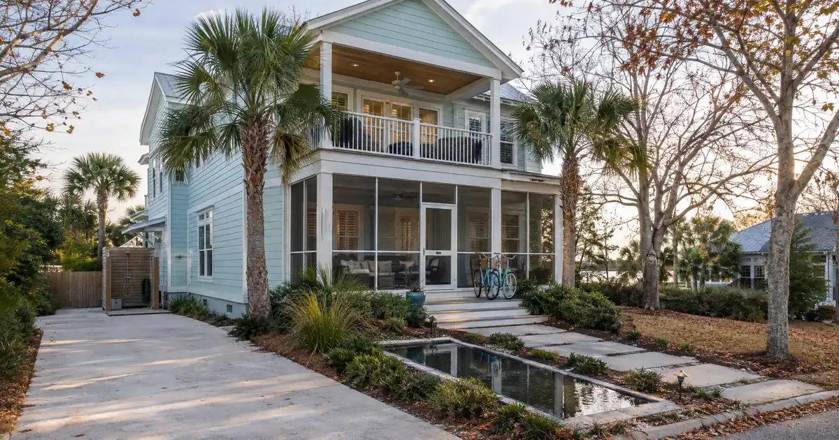 How to Qualify for a Short-Term Rental DSCR Loan as an LLC or Partnership