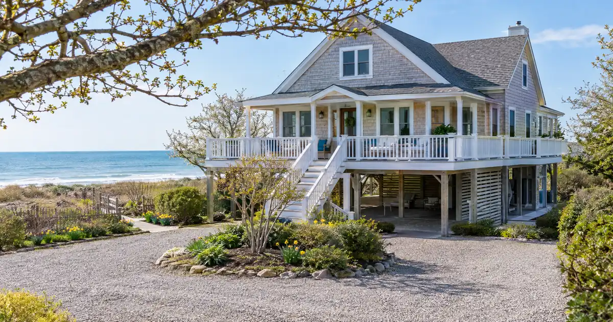 How to Pick a First Airbnb Loan With No Operating History