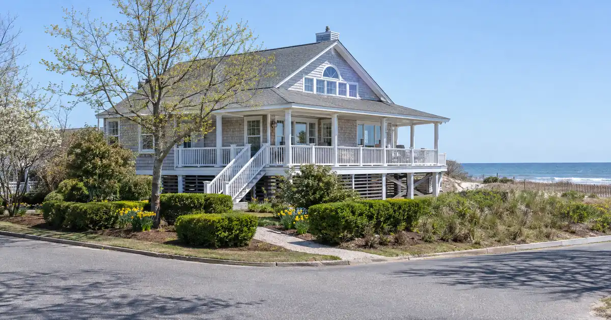 DSCR Loan vs Conventional for a First-Time Airbnb Buyer With No History