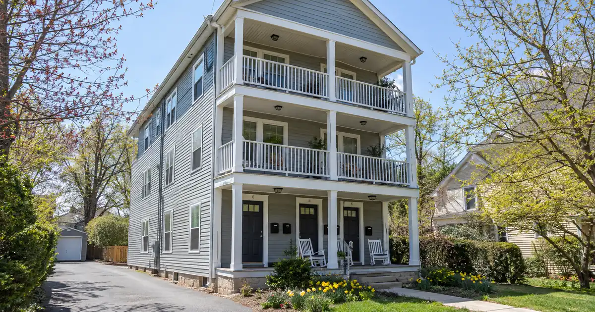 How to Qualify for an Airbnb DSCR Loan for a 2-4 Unit Short-Term Rental