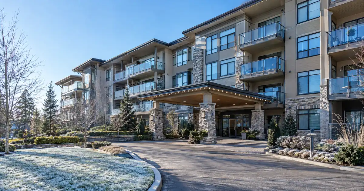 Conventional vs DSCR Short-Term Rental Loan for a Condotel
