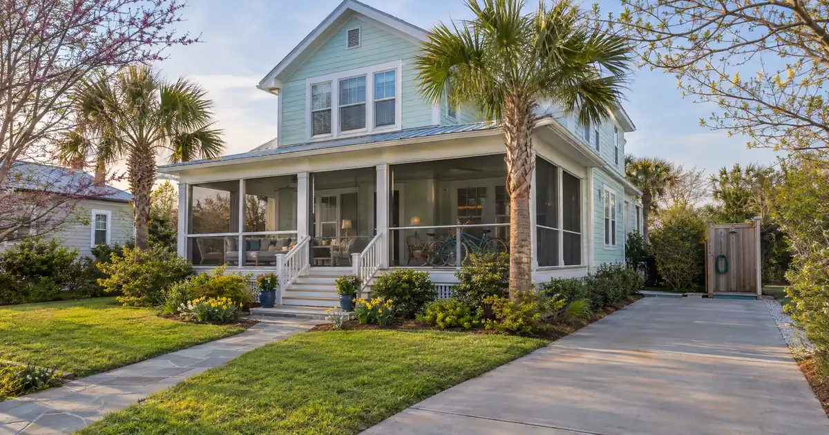 Second-Home Loan vs DSCR After Converting Your Vacation Home to Airbnb