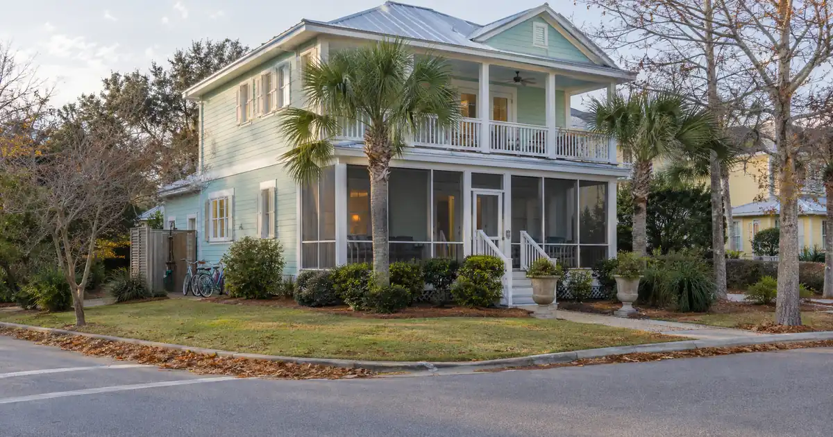How DSCR Short-Term Rental Loans Work for First-Time Out-of-State Airbnb Buyers
