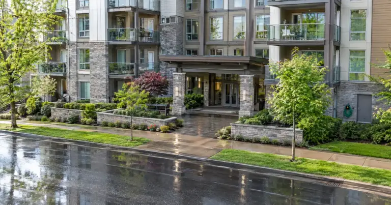 Can a Seasonal Condotel Airbnb With Low Off-Season Income Get a DSCR Loan?