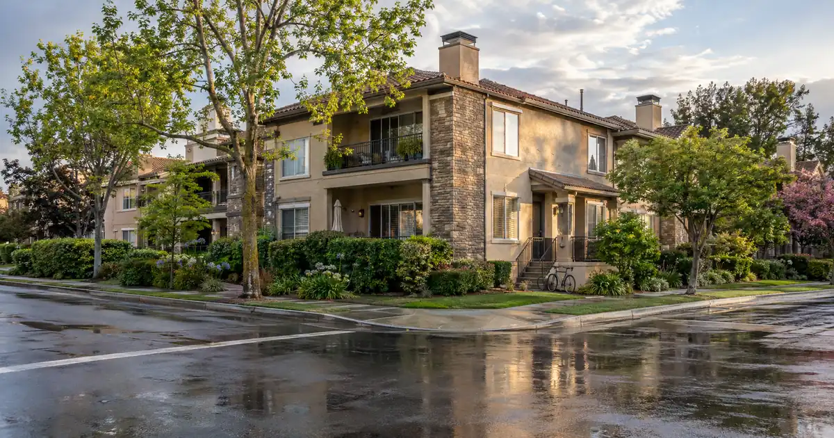 How Short-Term Rental DSCR Experience Rules Work for Condotel Properties