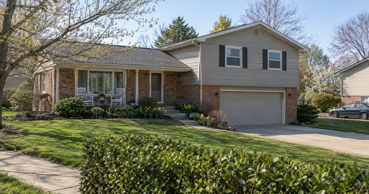 Does Vesting Affect Bundling Airbnbs on a Blanket DSCR Loan?