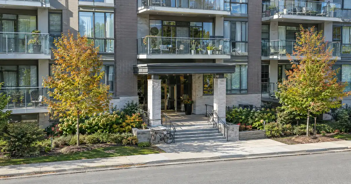 How a DSCR Lender Checks Condotel Airbnb HOA Documents Before Funding