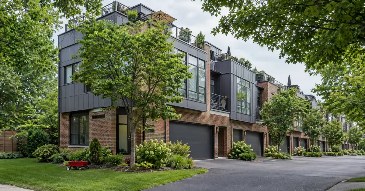How DSCR Lender Rental Checks Work on a Non-Warrantable Condo Airbnb