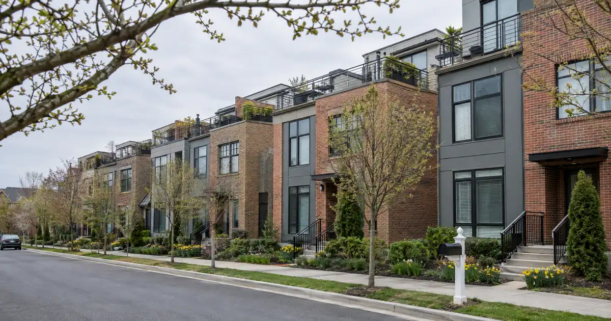 Condotel Unit vs House on a DSCR Short-Term Rental Loan