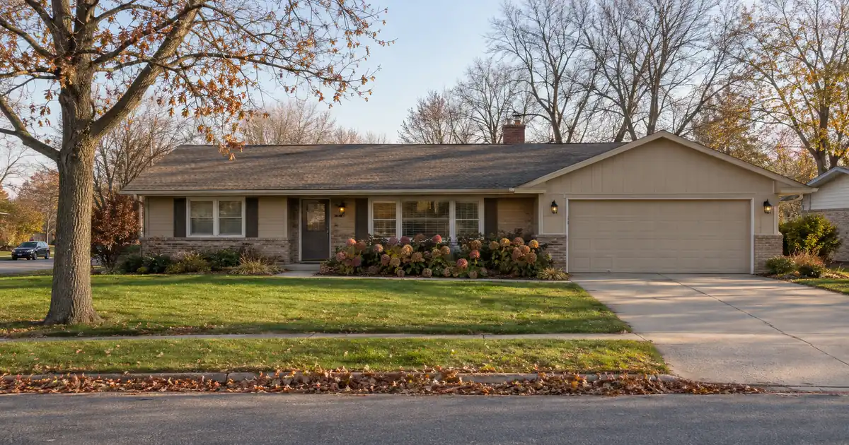 How to Document a Bank Statement Mortgage With a Mixed W-2 Application