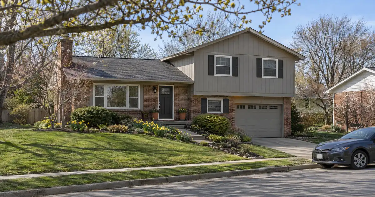 Mortgage Broker vs Bank vs Online Lender for Self-Employed Buyers