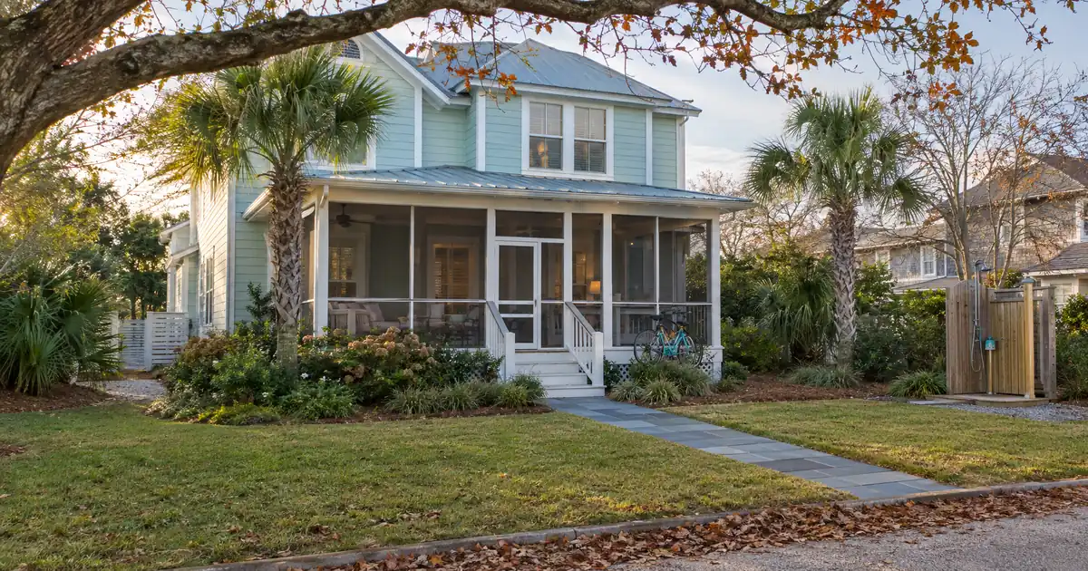 How to Decide Between DSCR and Bank Statement as an Airbnb Owner