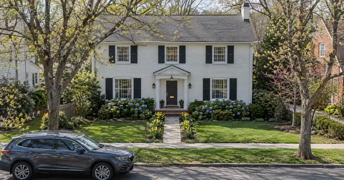 Can a Newly Self-Employed Borrower Get a Mortgage Online?